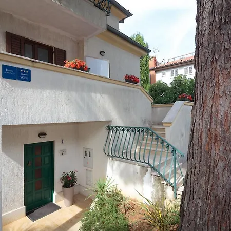 Apartman Number 9